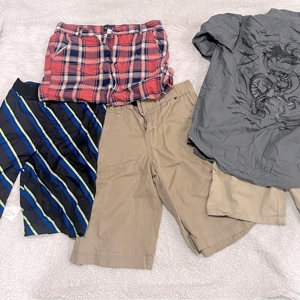 5 Bundle boys Medium clothing shirts and shorts, swim short size 12/14 boys